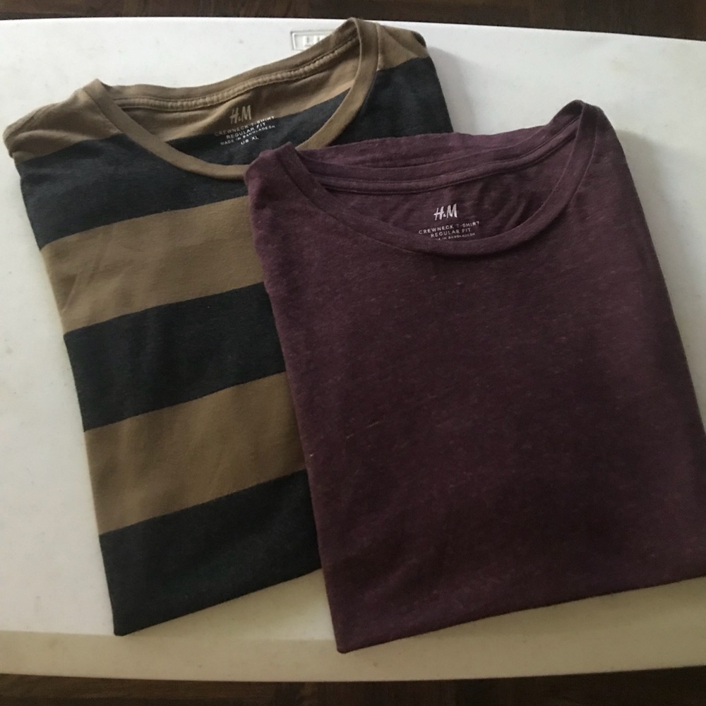 2 H&M’s Men T-shirt